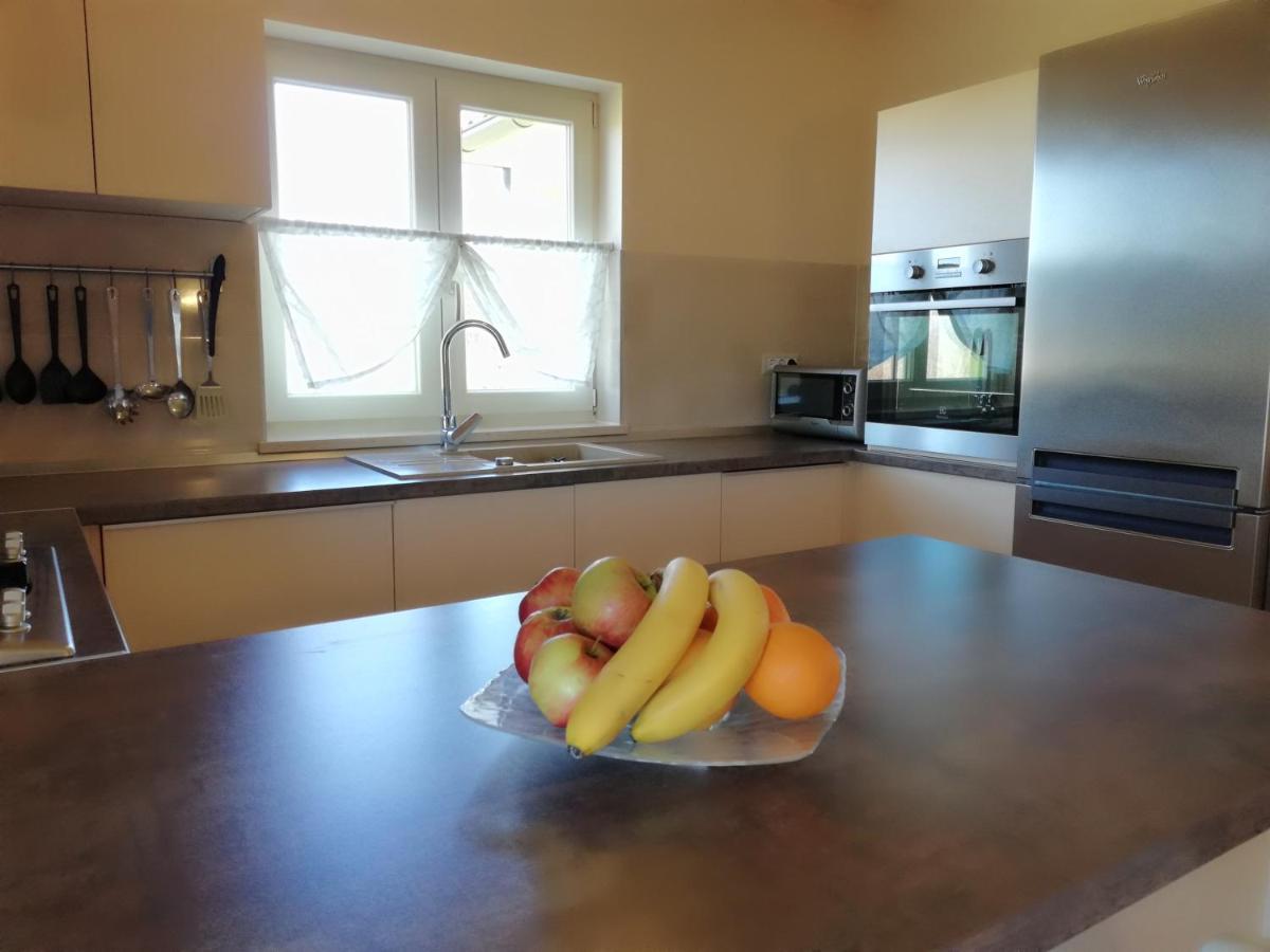 Apartman Nikola Ladrovici Bagian luar foto